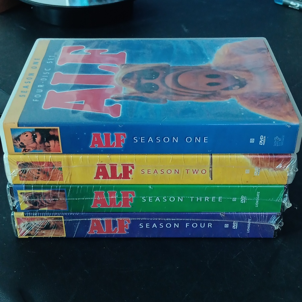 ALF DVD Box Set Seasons 1-4